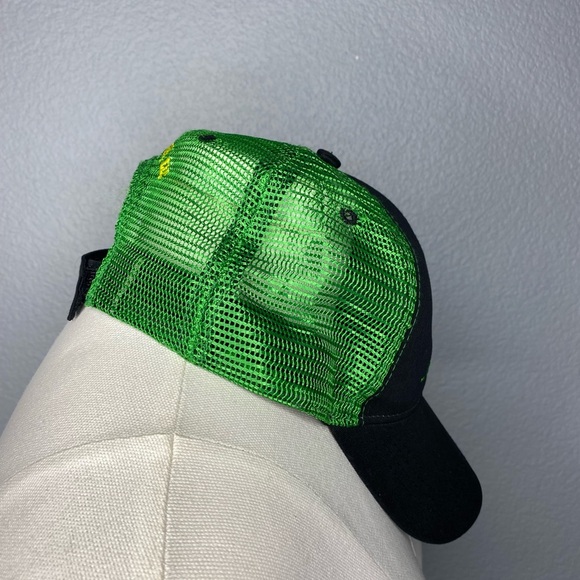 John Deere Hat - Picture 2 of 5